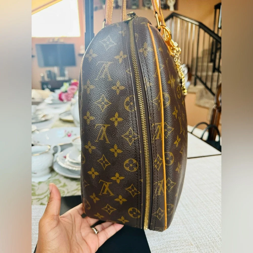 Authentic Louis Vuitton Monogram Excursion - Picture 5 of 13